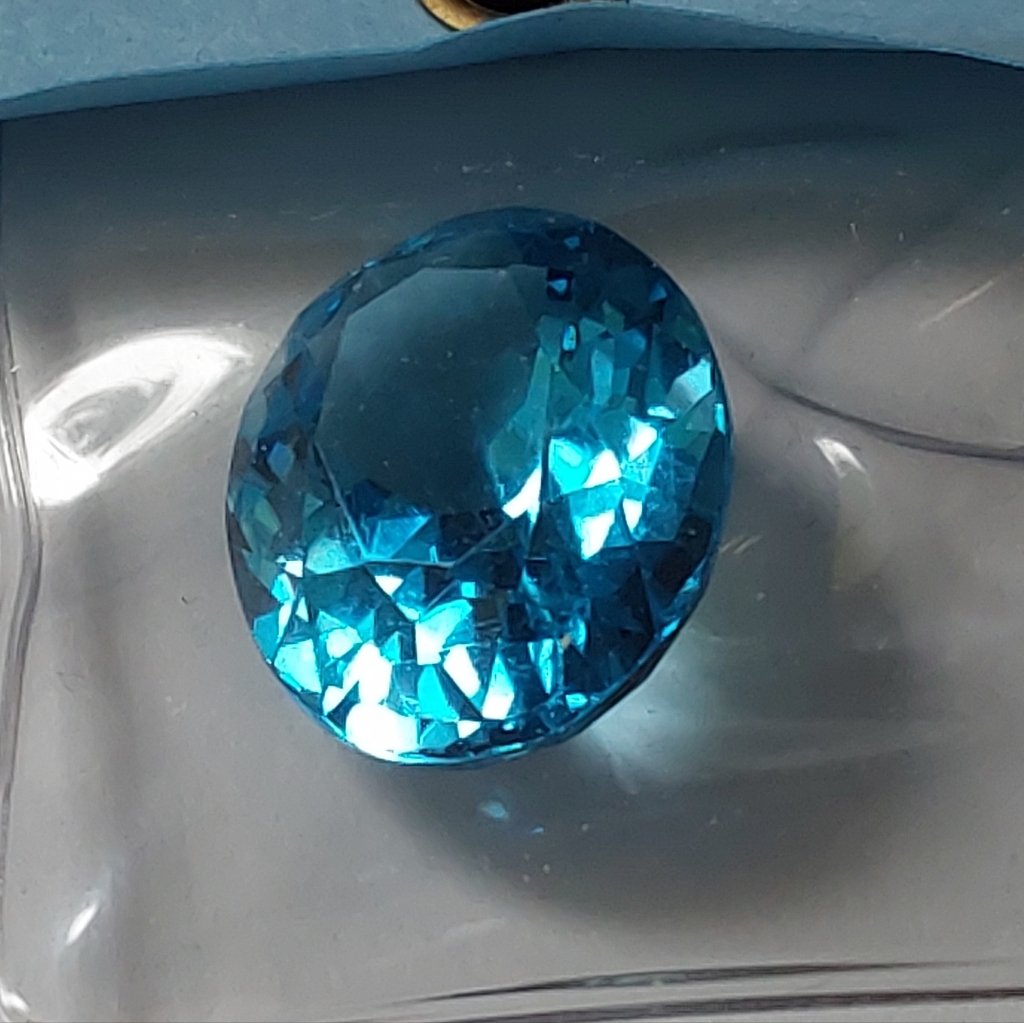 Blue Topaz Gemstone 21.95 Carats